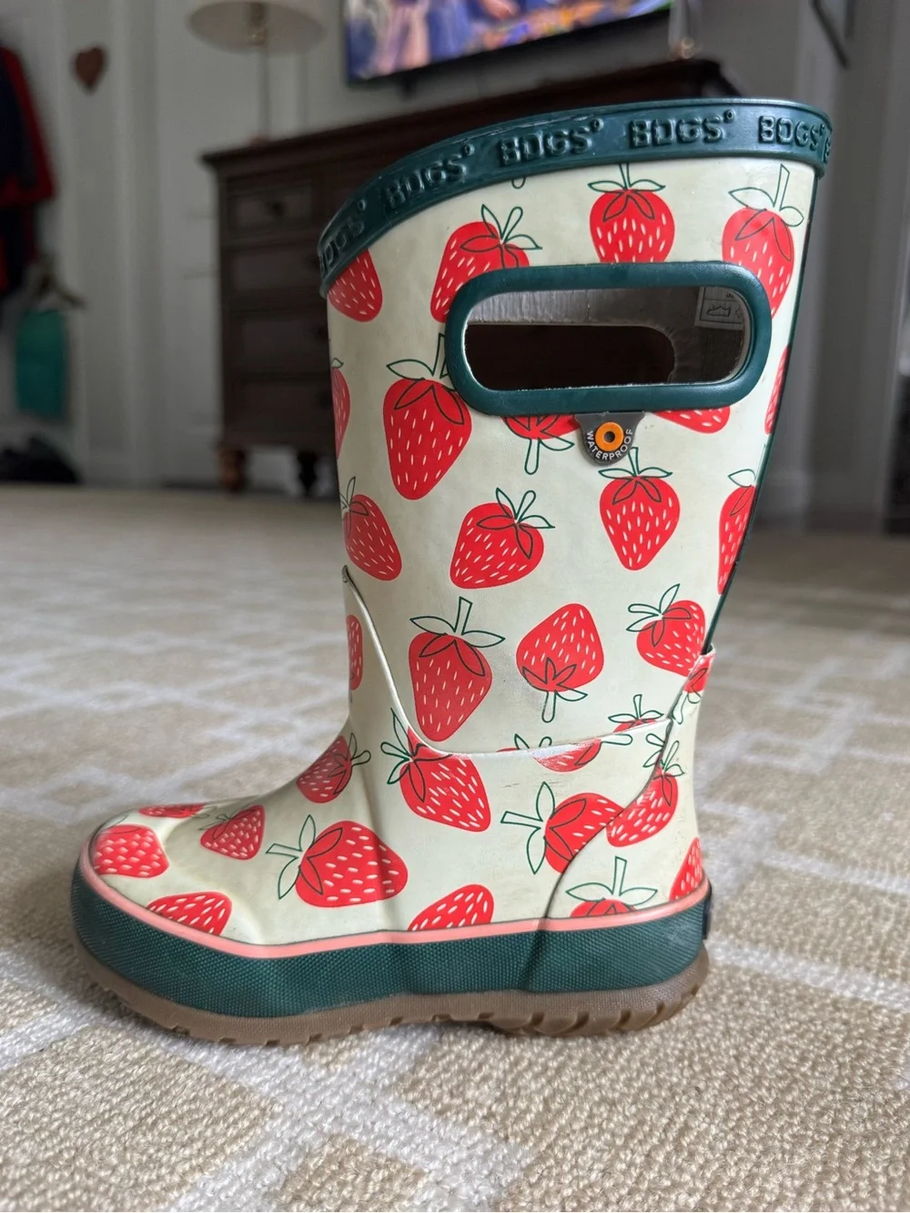 BOGS Kids Skipper II Waterproof Rain Boots Cream Red Strawberry Print Girls 8